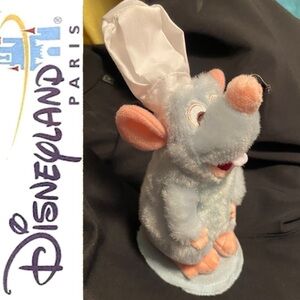 RARE SOLD OUT Pixar Disney Remy Ratatouille shoulder pal magnet magnetic